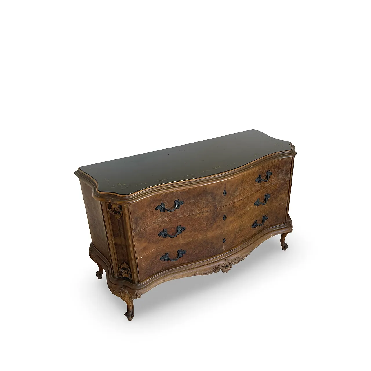 Elegant Italian Louis XV-style chest of drawers, circa 1940s. 8