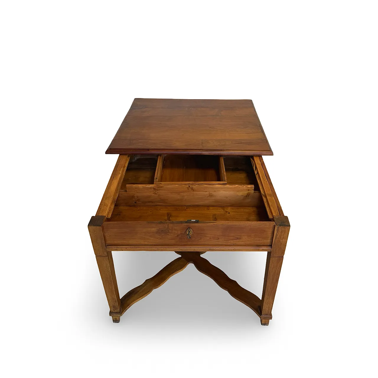 An Italian antique walnut table, 1900s 32