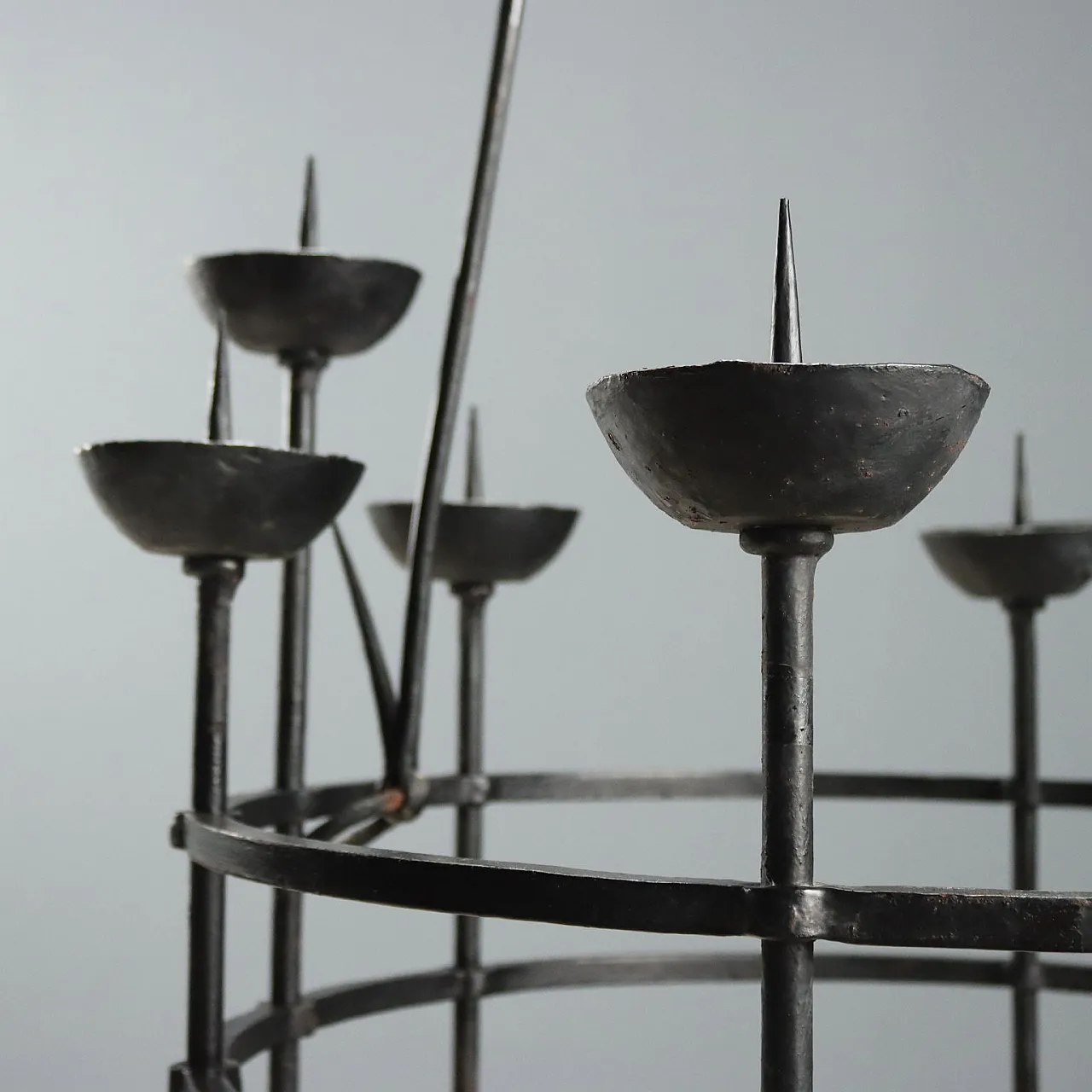Wrought iron chandelier by Alberto Gerardi, 19th century 4