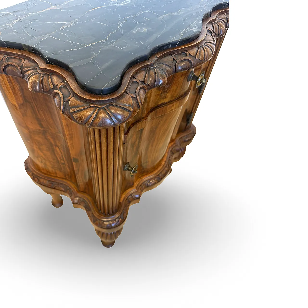 Comodini serpentini in noce stile art déco, anni '30 61