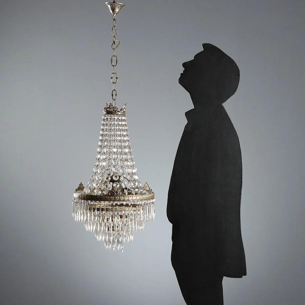 Lampadario a mongolfiera in metallo argentato, '900 2