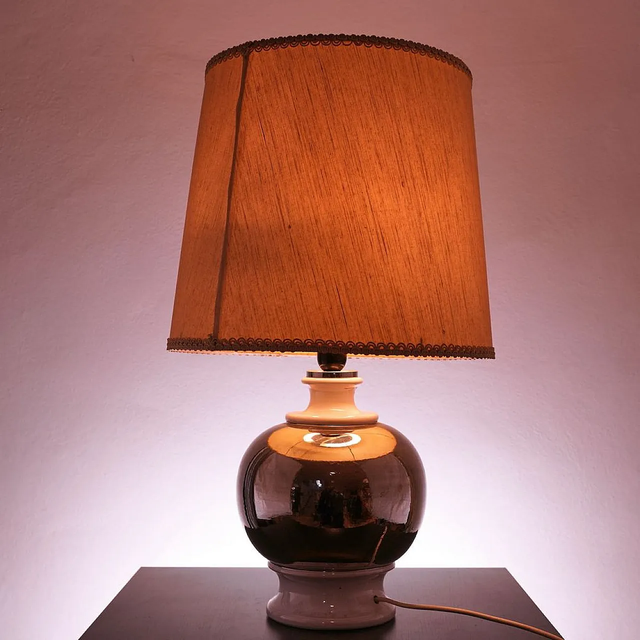 Lampada da tavolo a palla nera, '900 1