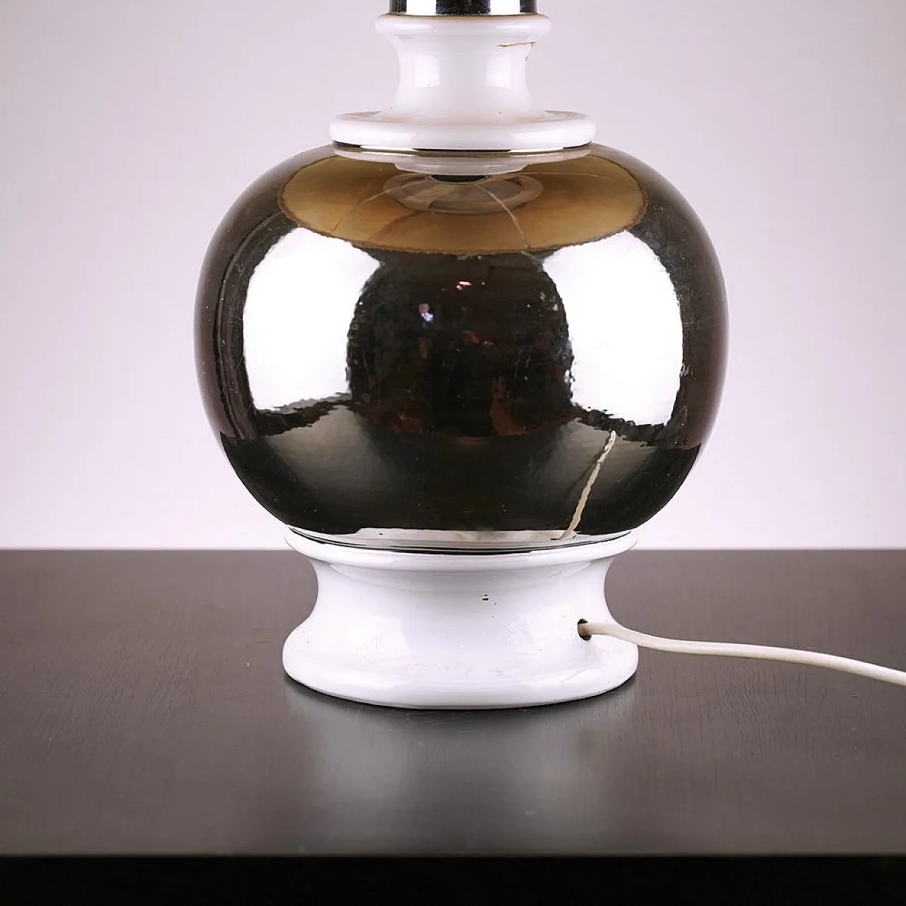 Lampada da tavolo a palla nera, '900 3