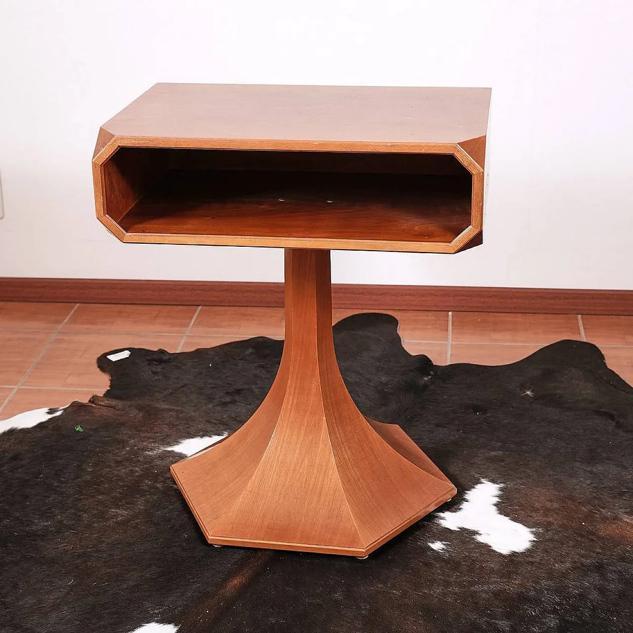 Central leg table with Compartment attri. to Luigi Massoni, 1970s 1