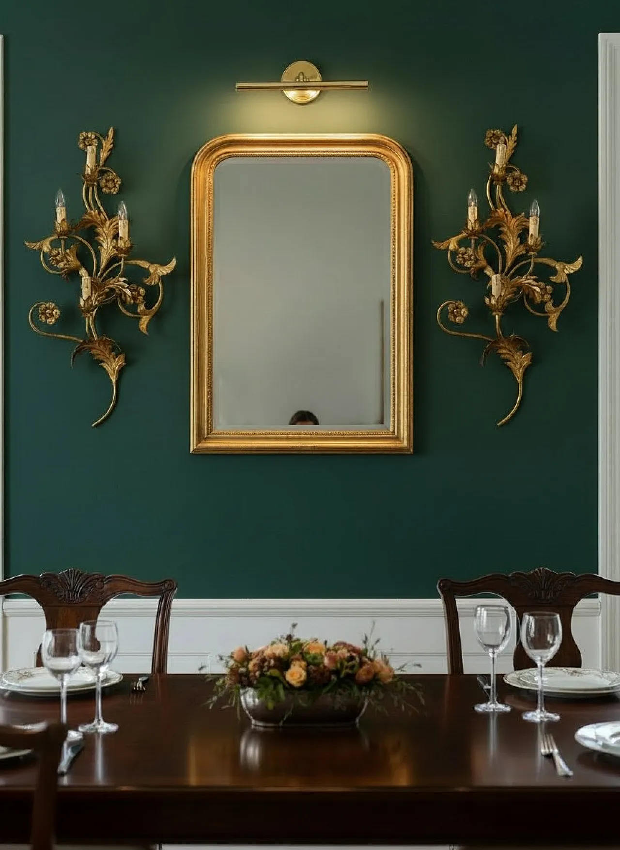 Pair of large golden Florentine wall lights, 1960s 4