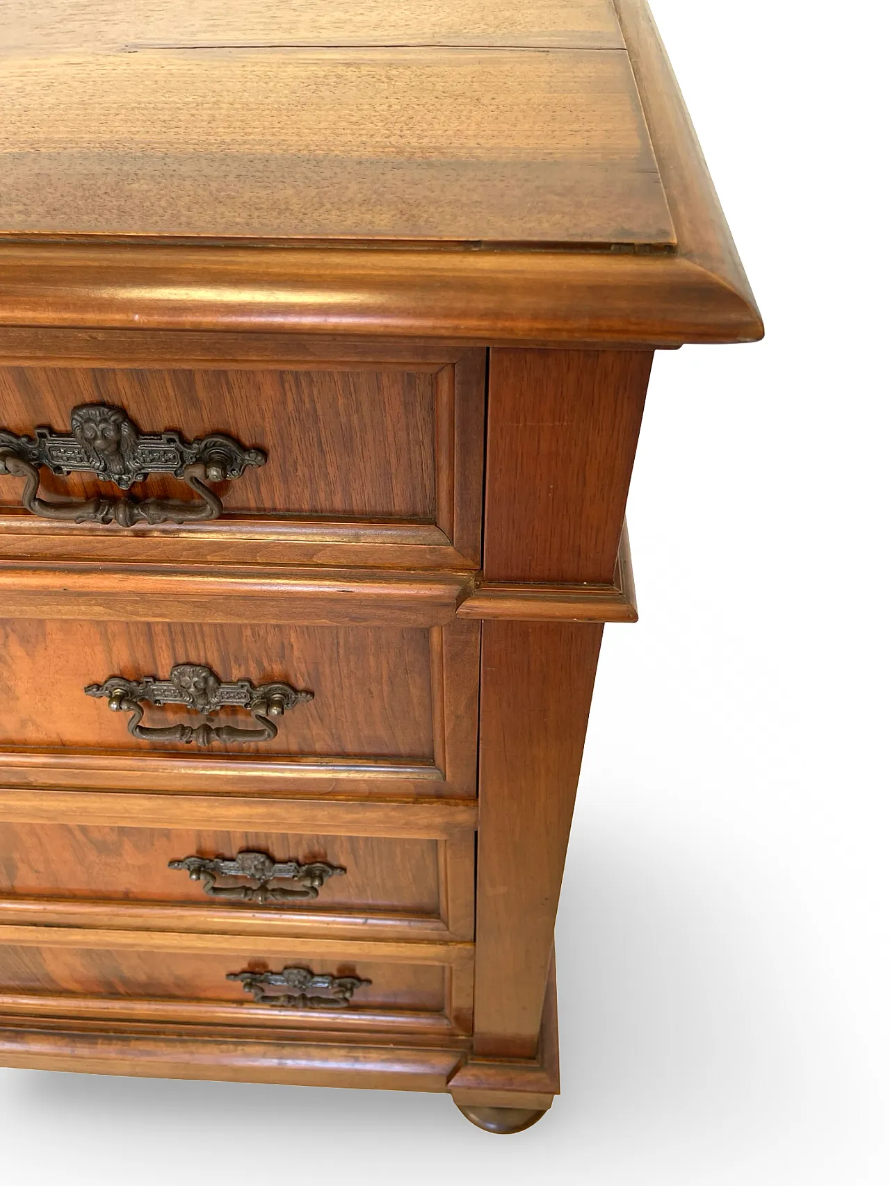 Italian Antique Walnut Chest of Drawers with Lion-Mask Bronze Handles 23