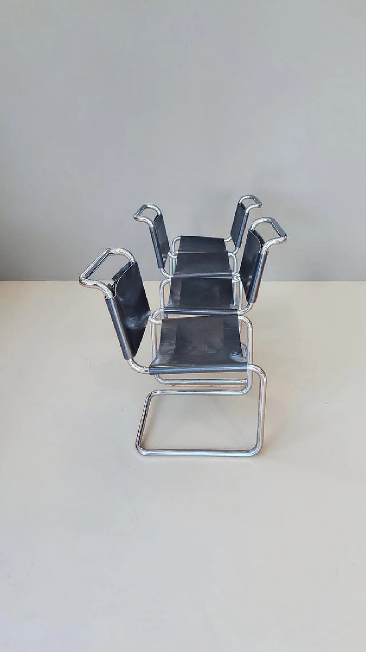 4 Spoleto Cantilever chairs from Knoll International, 1970s 3