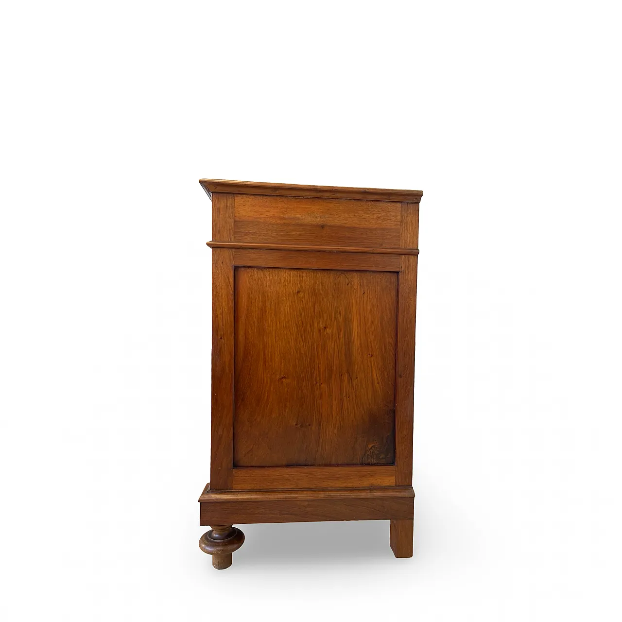 Italian Antique Walnut Chest of Drawers with Lion-Mask Bronze Handles 42