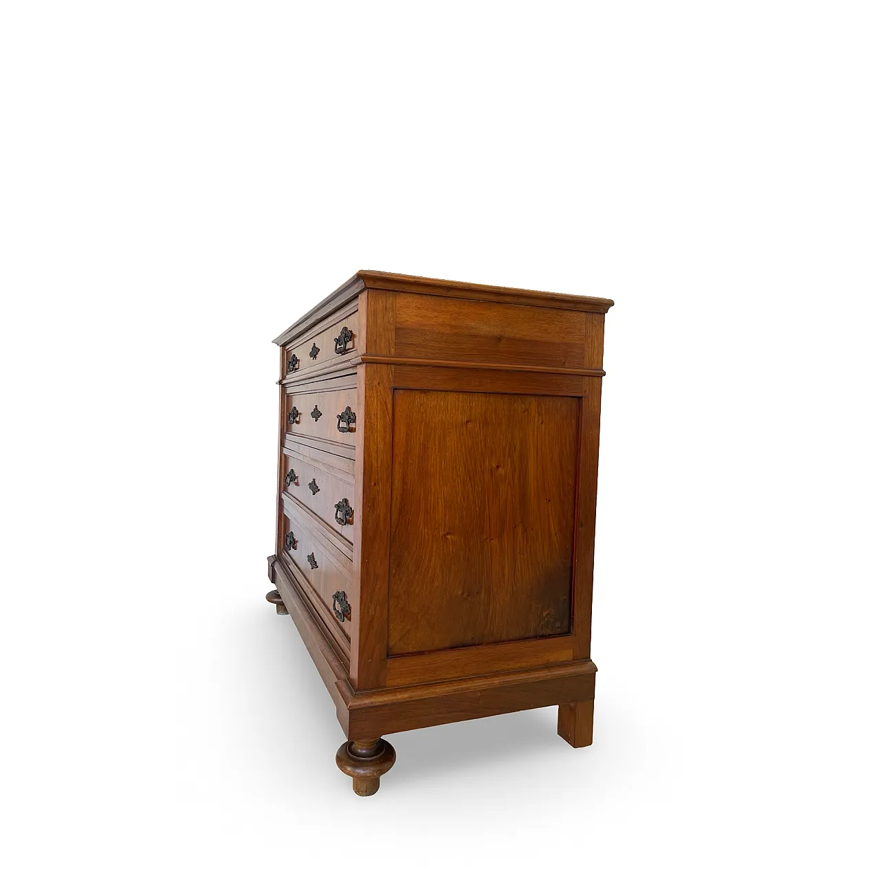 Italian Antique Walnut Chest of Drawers with Lion-Mask Bronze Handles 48
