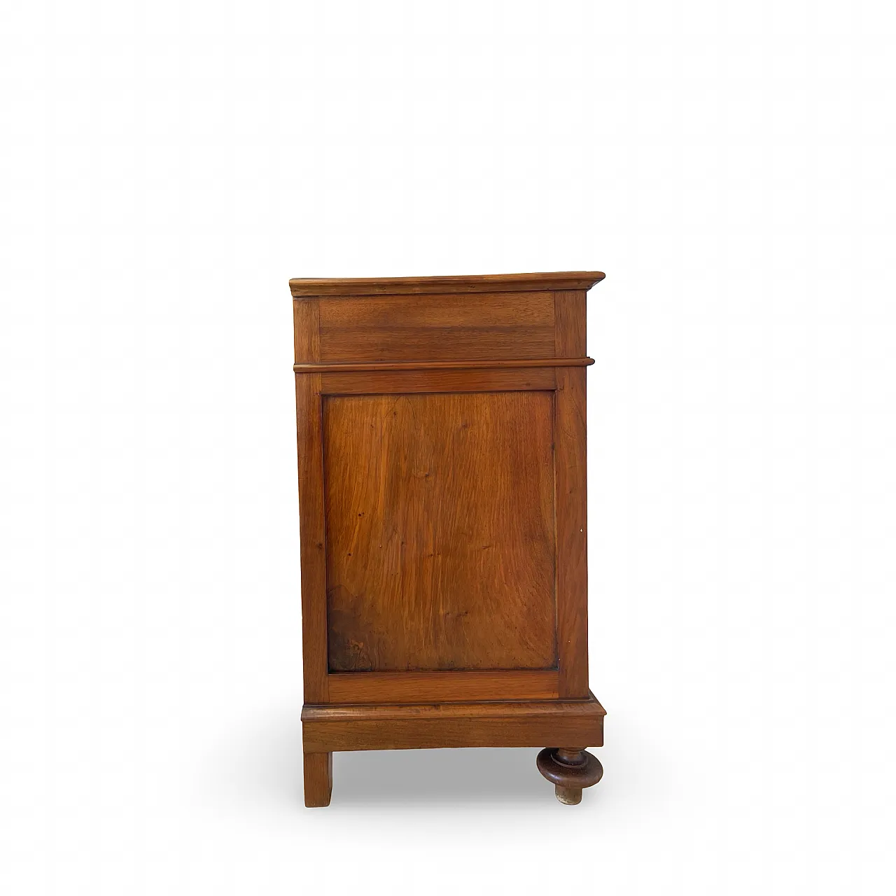 Italian Antique Walnut Chest of Drawers with Lion-Mask Bronze Handles 51