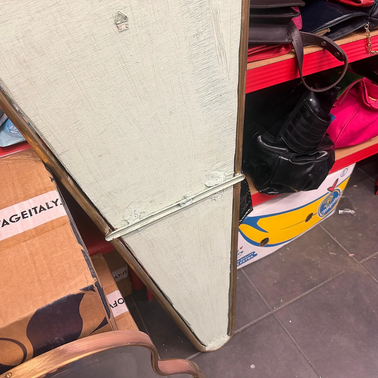 Specchio da parete triangolare in ottone di Gio Ponti, anni '60 8