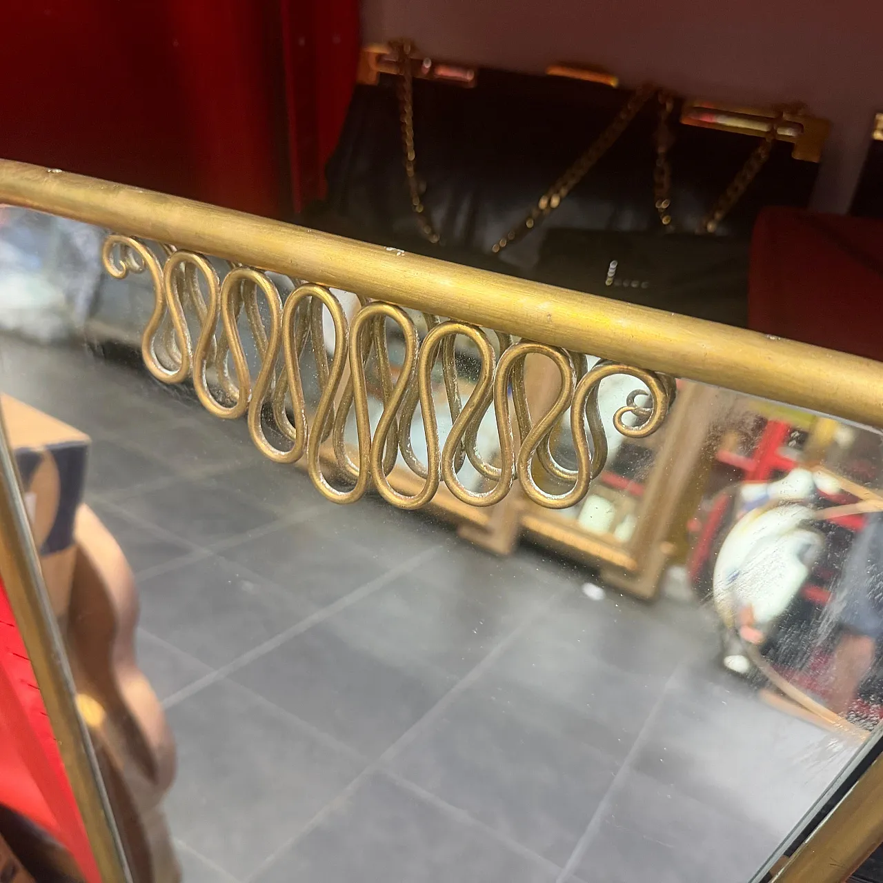 Specchio da parete triangolare in ottone di Gio Ponti, anni '60 11