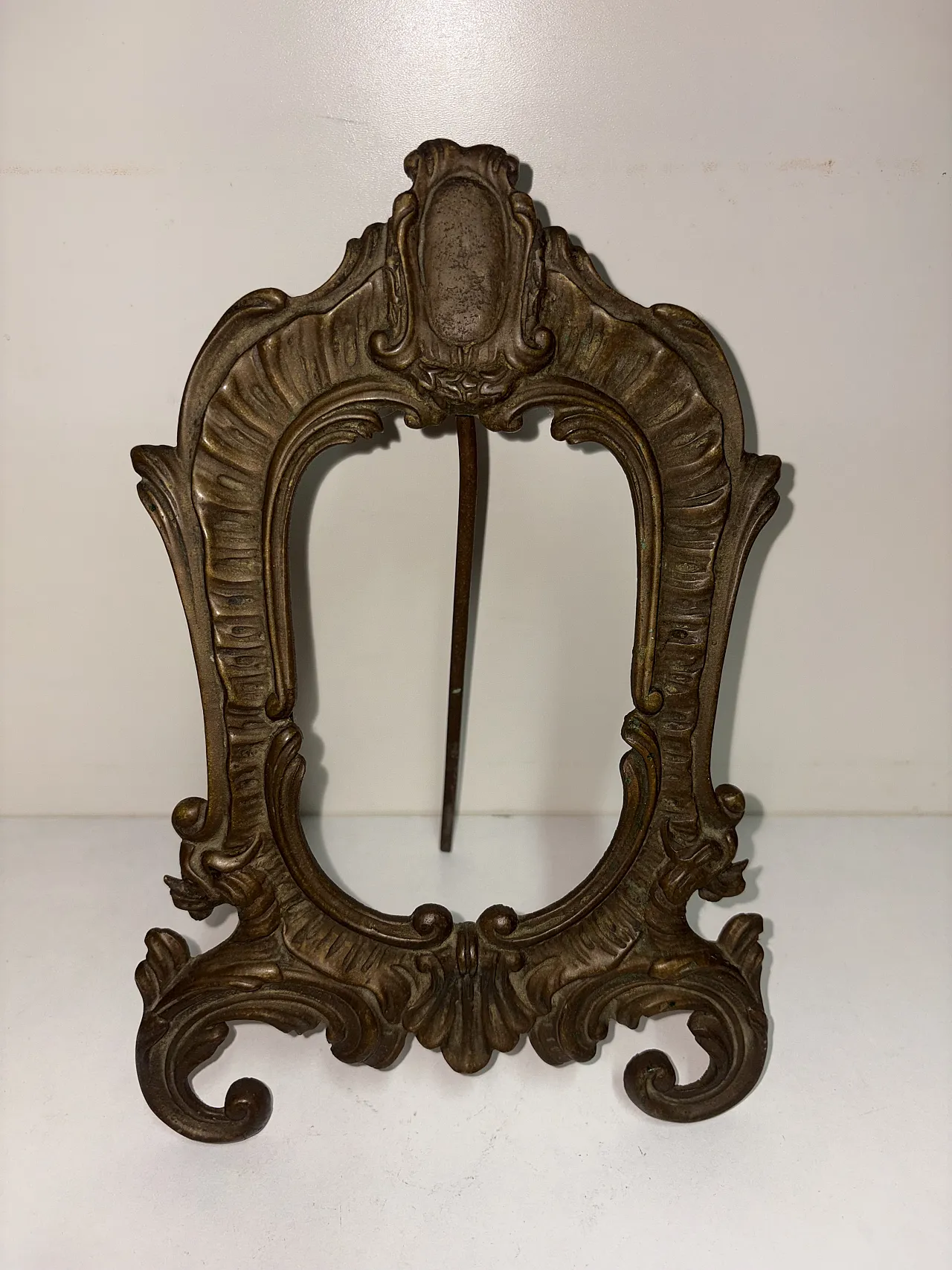 Antique frame, 50s 1