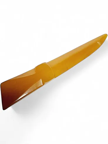 Coltello postmoderno in bachelite con lettere, Polonia, anni '70
