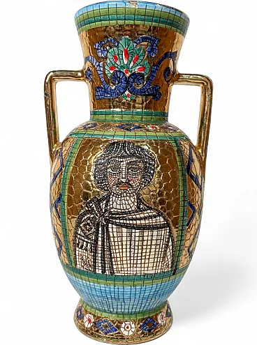 Deruta majolica vase