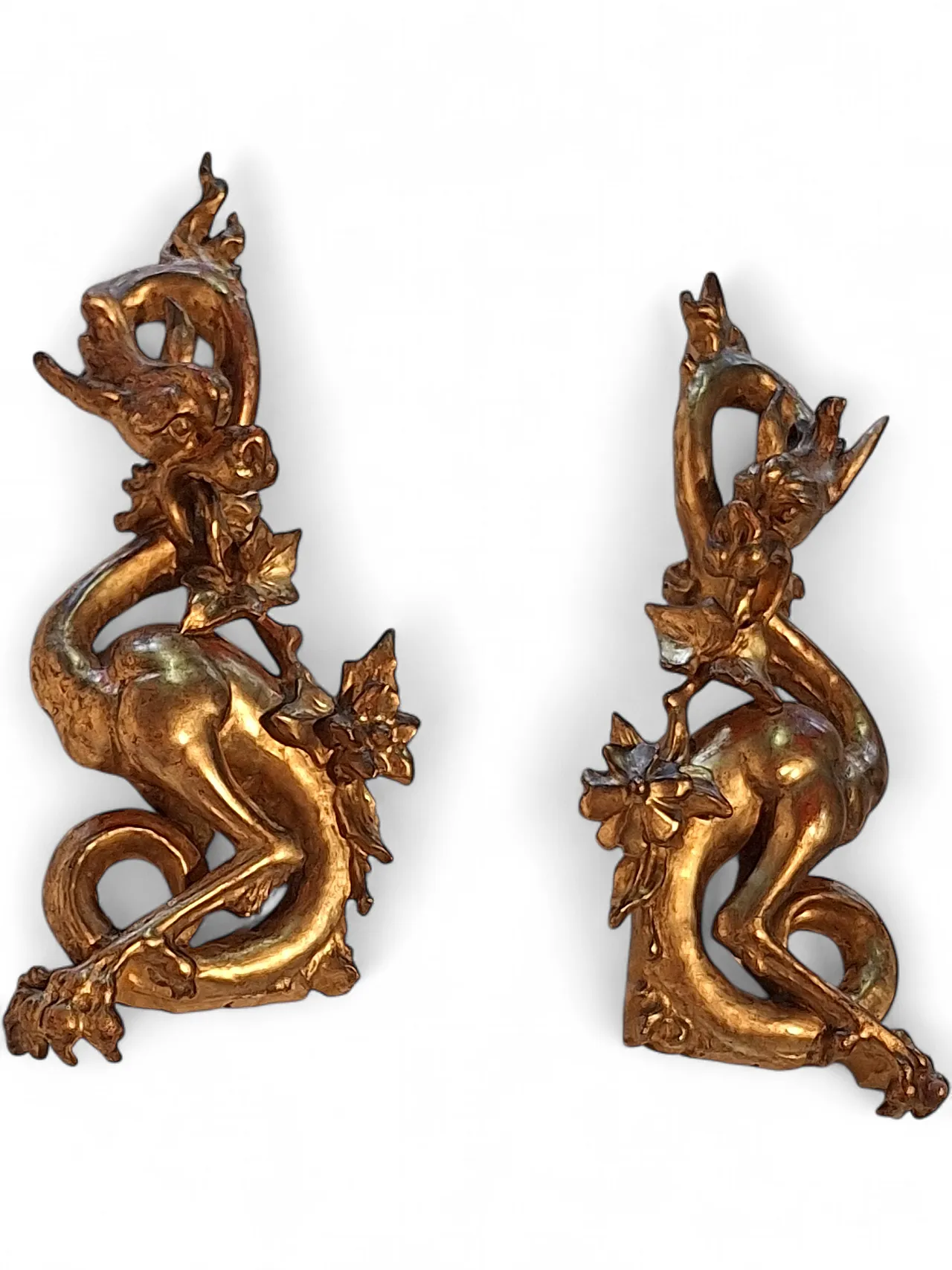 Pair of decorative elements in the shape of winged dragons, 19th c. 16