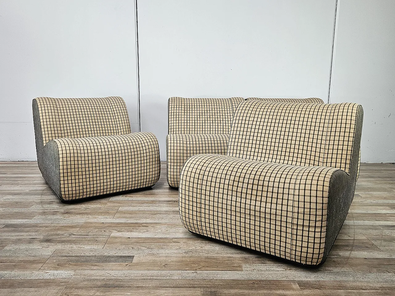 Set of 3 modular sofa in checked fabric, 1970s 3
