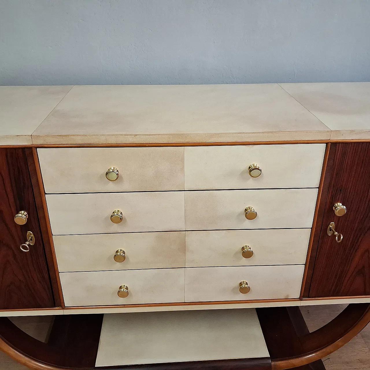 Art Deco sideboard in rosewood and parchment, original from 1930-40. 5