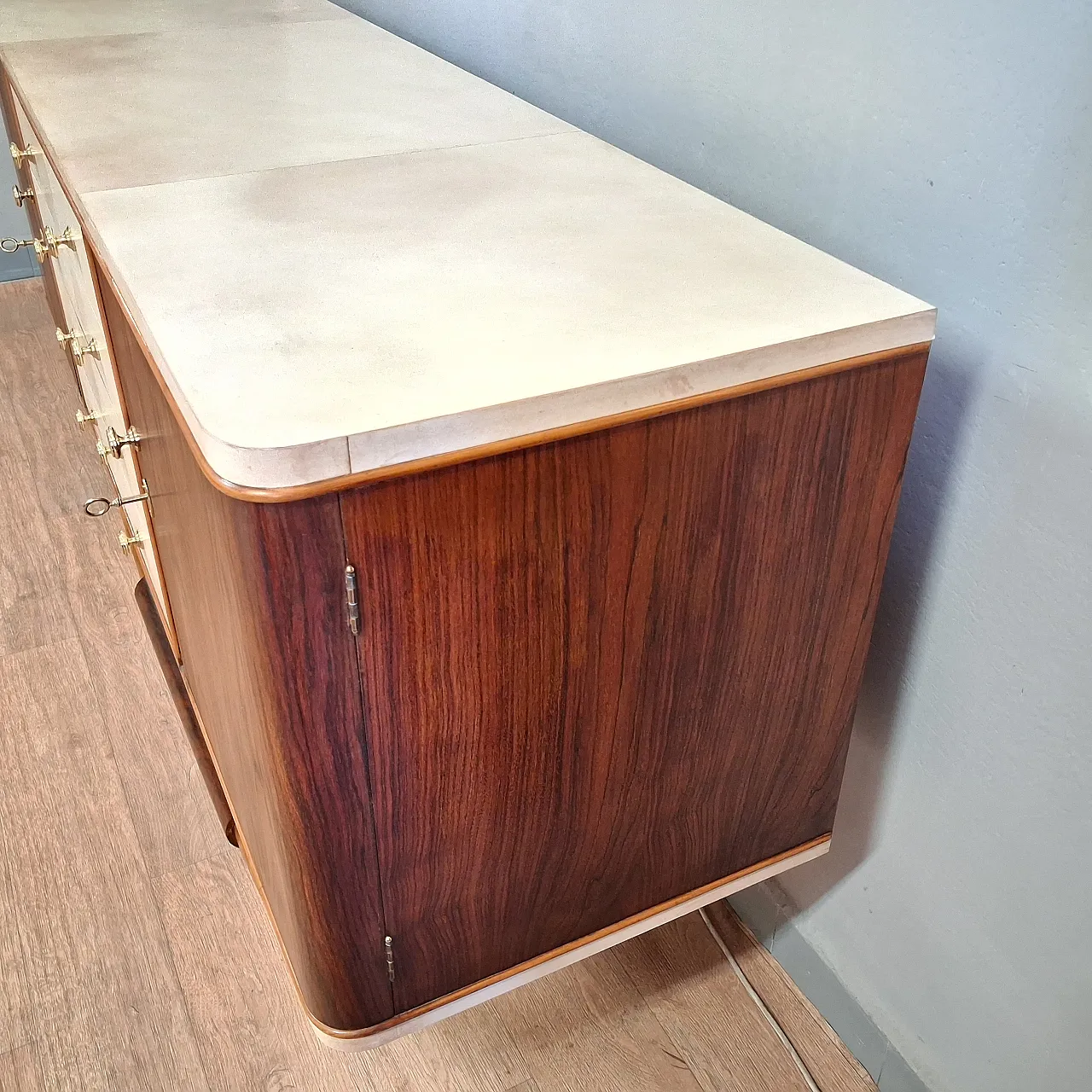 Art Deco sideboard in rosewood and parchment, original from 1930-40. 7