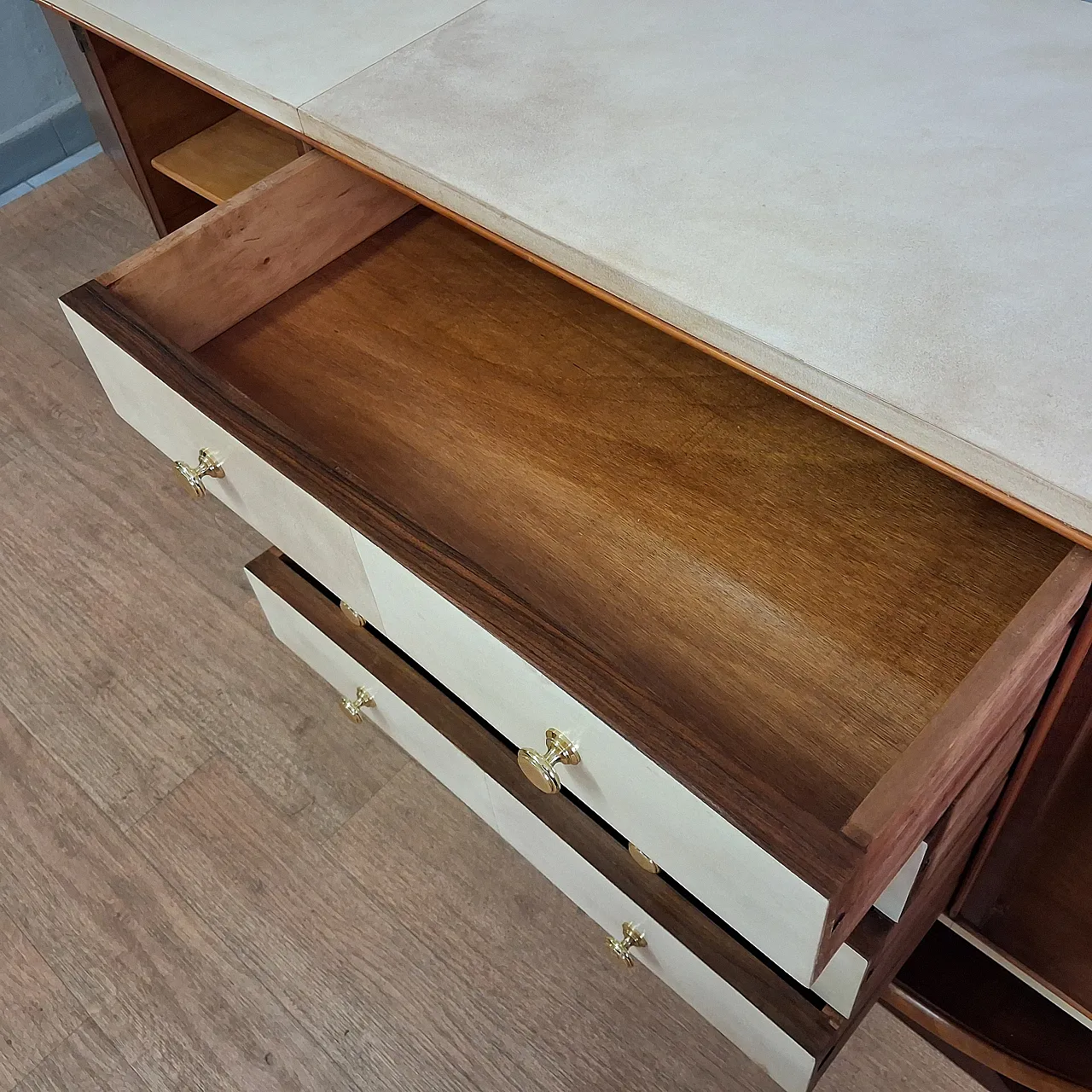 Art Deco sideboard in rosewood and parchment, original from 1930-40. 10