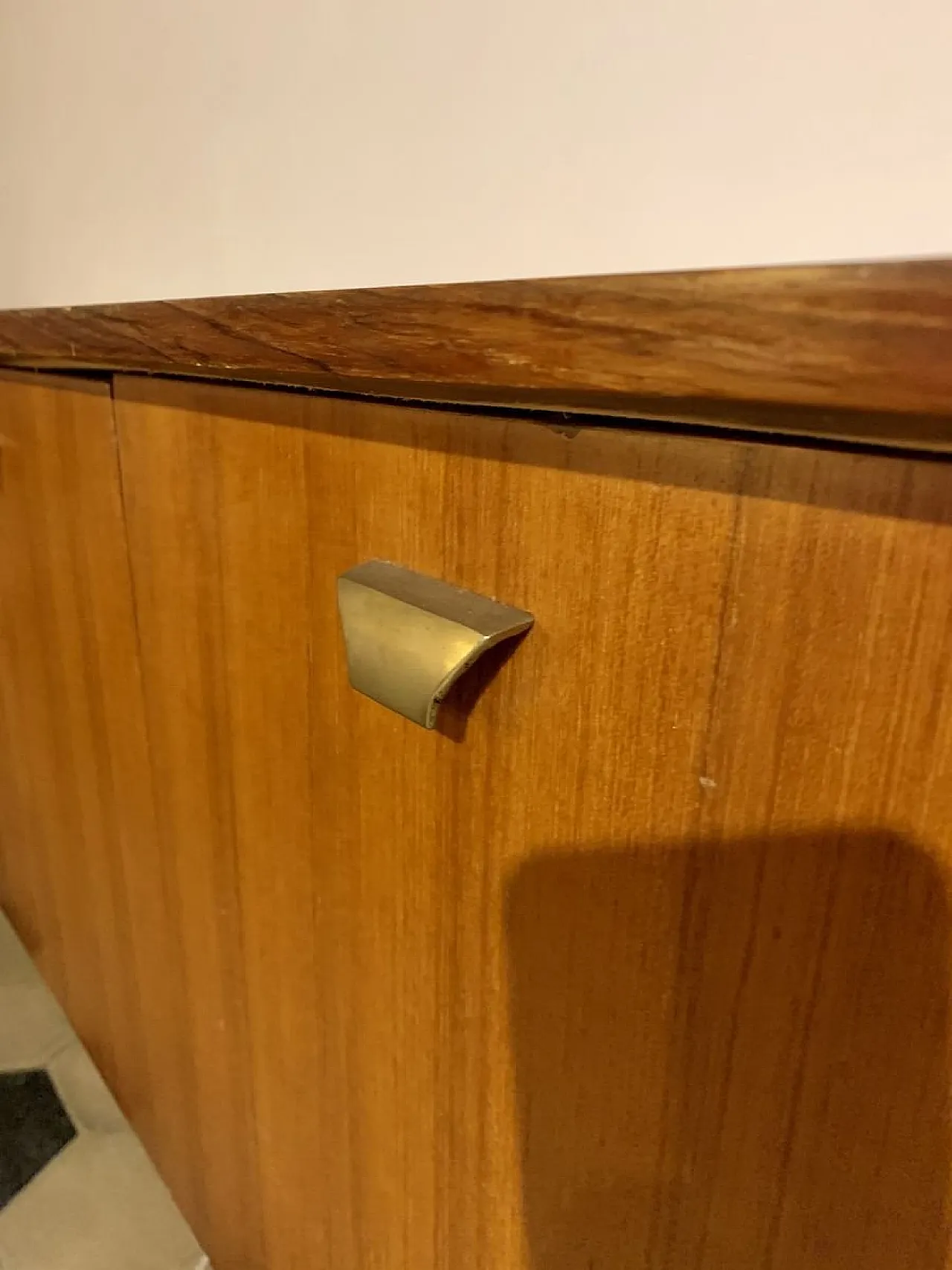 Credenza Mid-Century in acero e ottone, Italia, anni '50 5