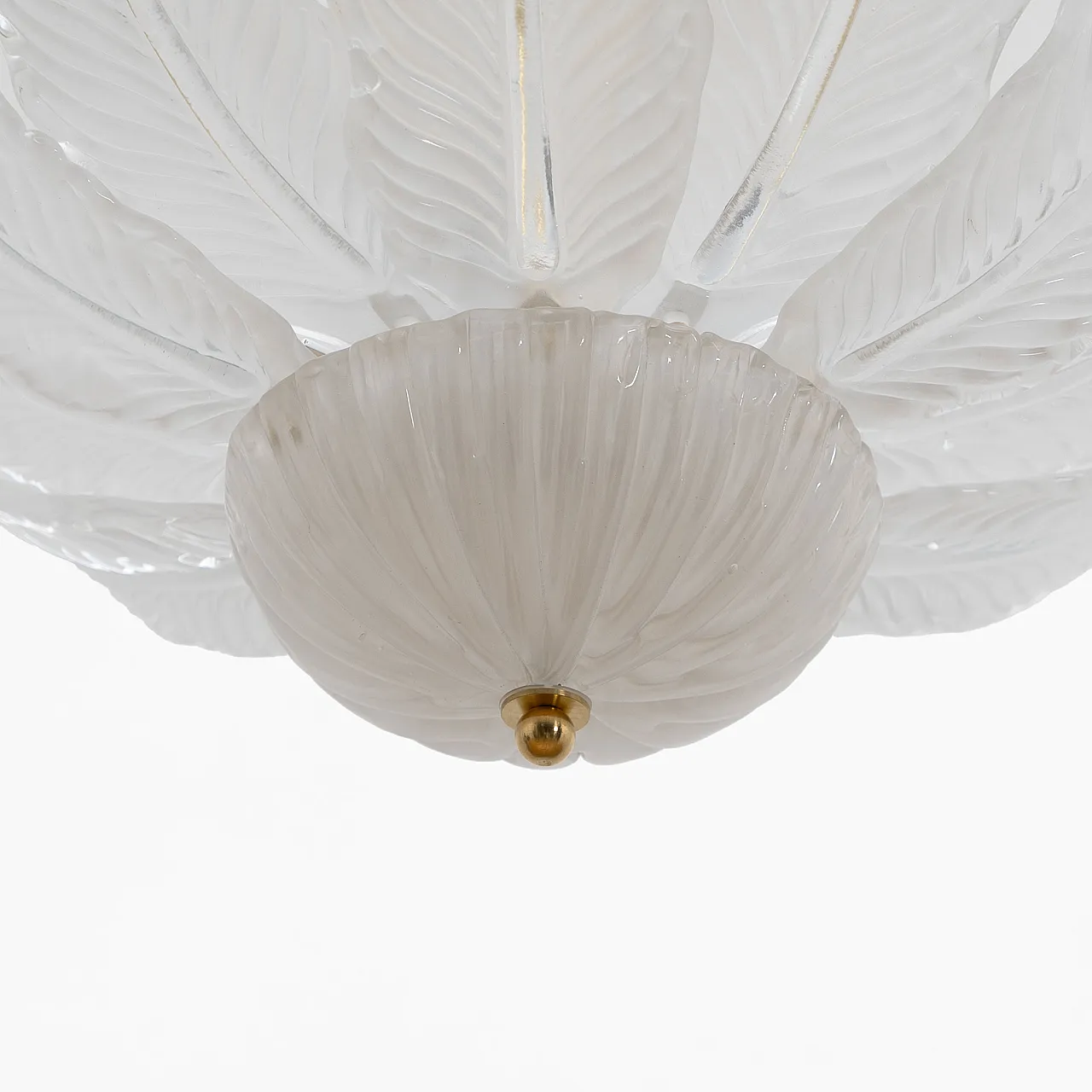 Murano glass ceiling light with white flower-shaped petals 3