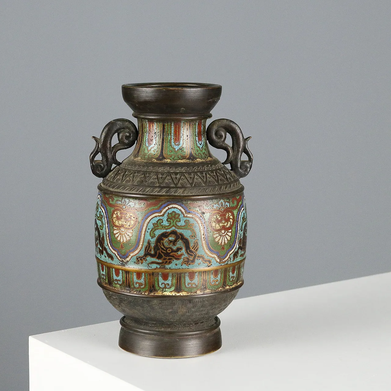 Cloisonné vase, 20th century 1