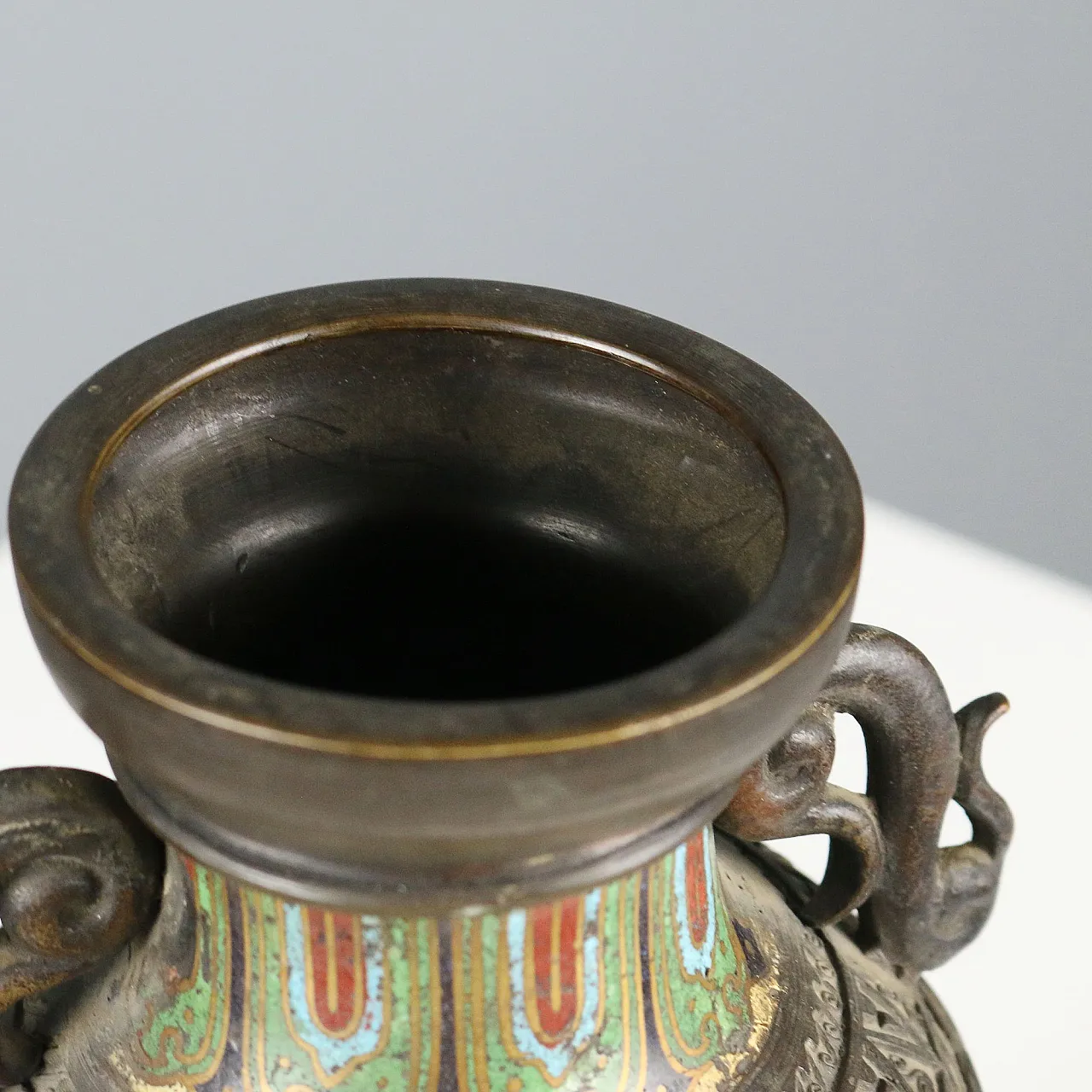 Cloisonné vase, 20th century 4