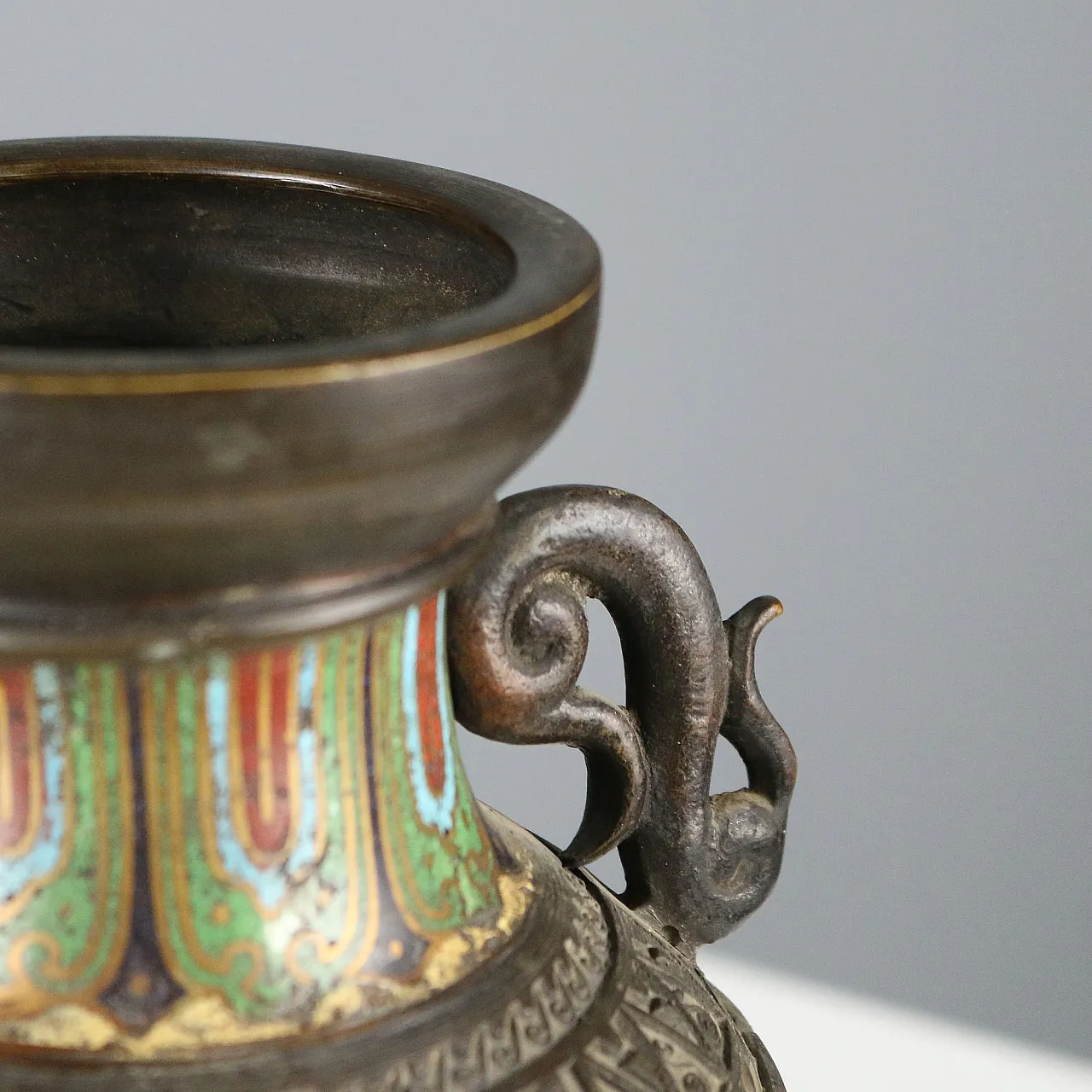 Cloisonné vase, 20th century 5