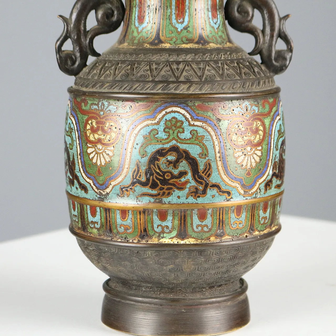Cloisonné vase, 20th century 6