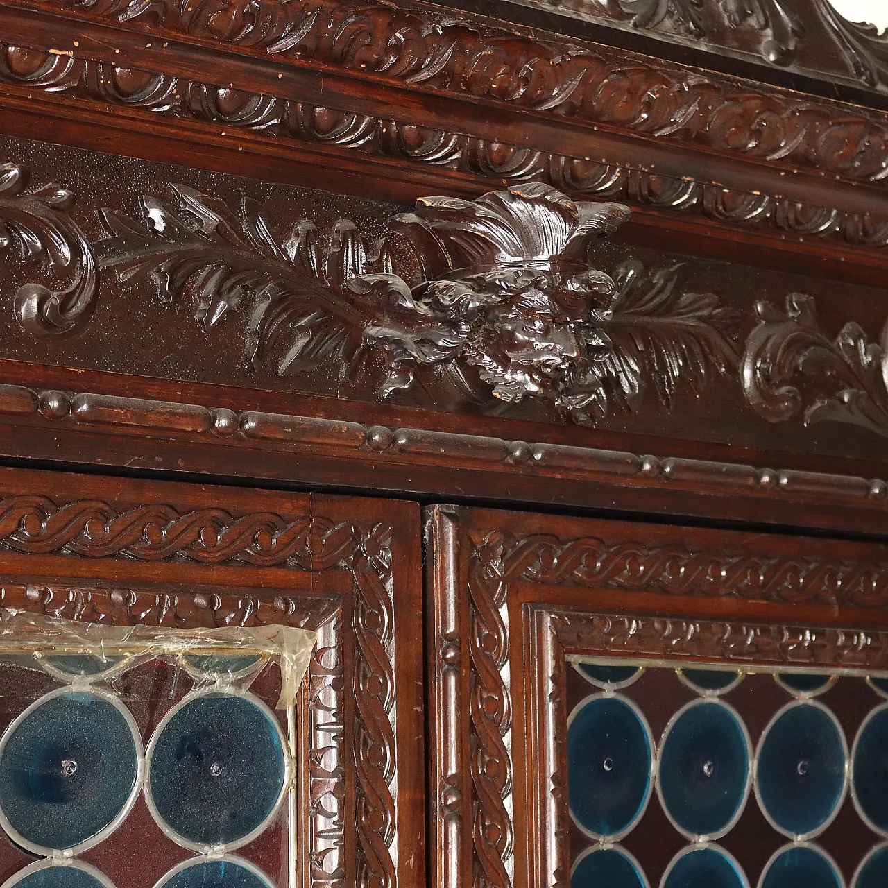 Neo-Baroque sideboard in carved walnut, 19th century 6