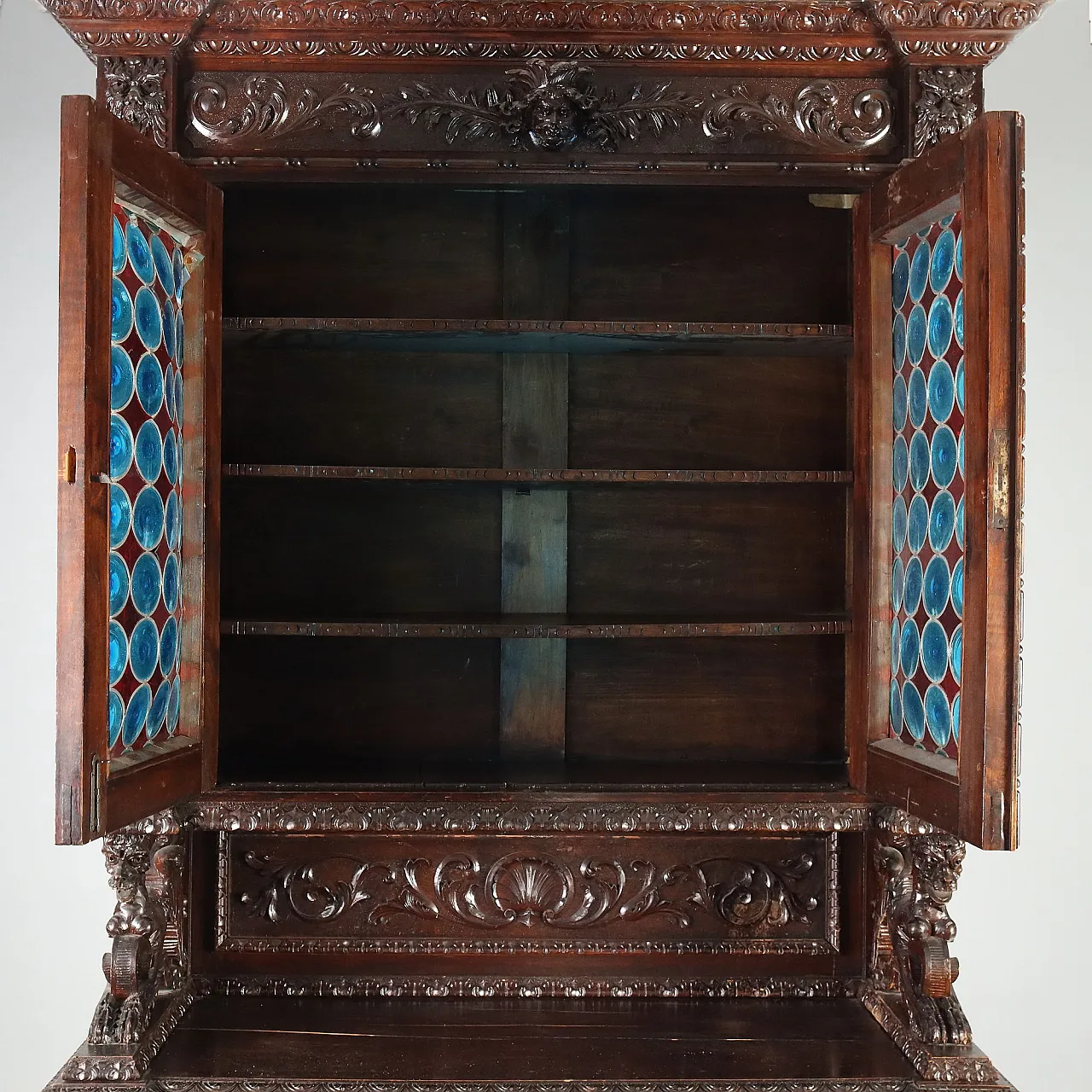 Neo-Baroque sideboard in carved walnut, 19th century 10