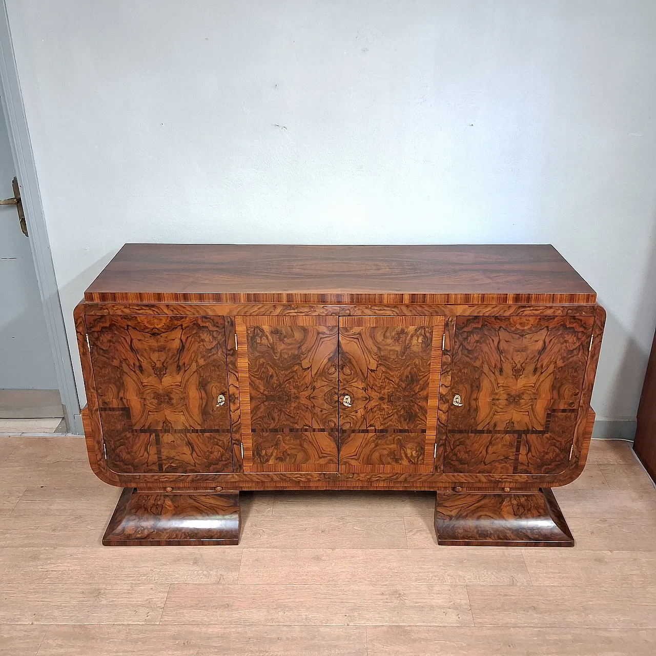 Beautiful Art Deco sideboard in walnut and briar root, original from 1930-40 2
