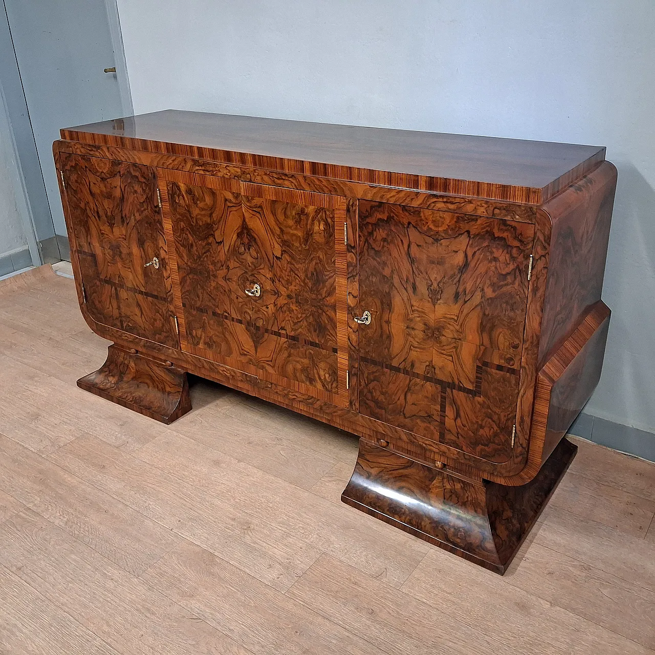 Beautiful Art Deco sideboard in walnut and briar root, original from 1930-40 3