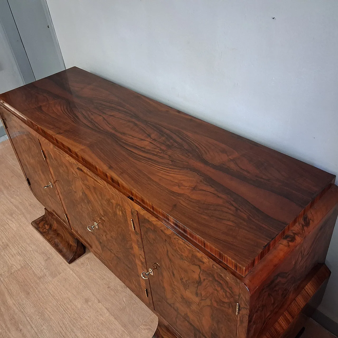 Beautiful Art Deco sideboard in walnut and briar root, original from 1930-40 7