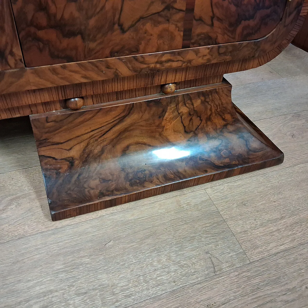 Beautiful Art Deco sideboard in walnut and briar root, original from 1930-40 11