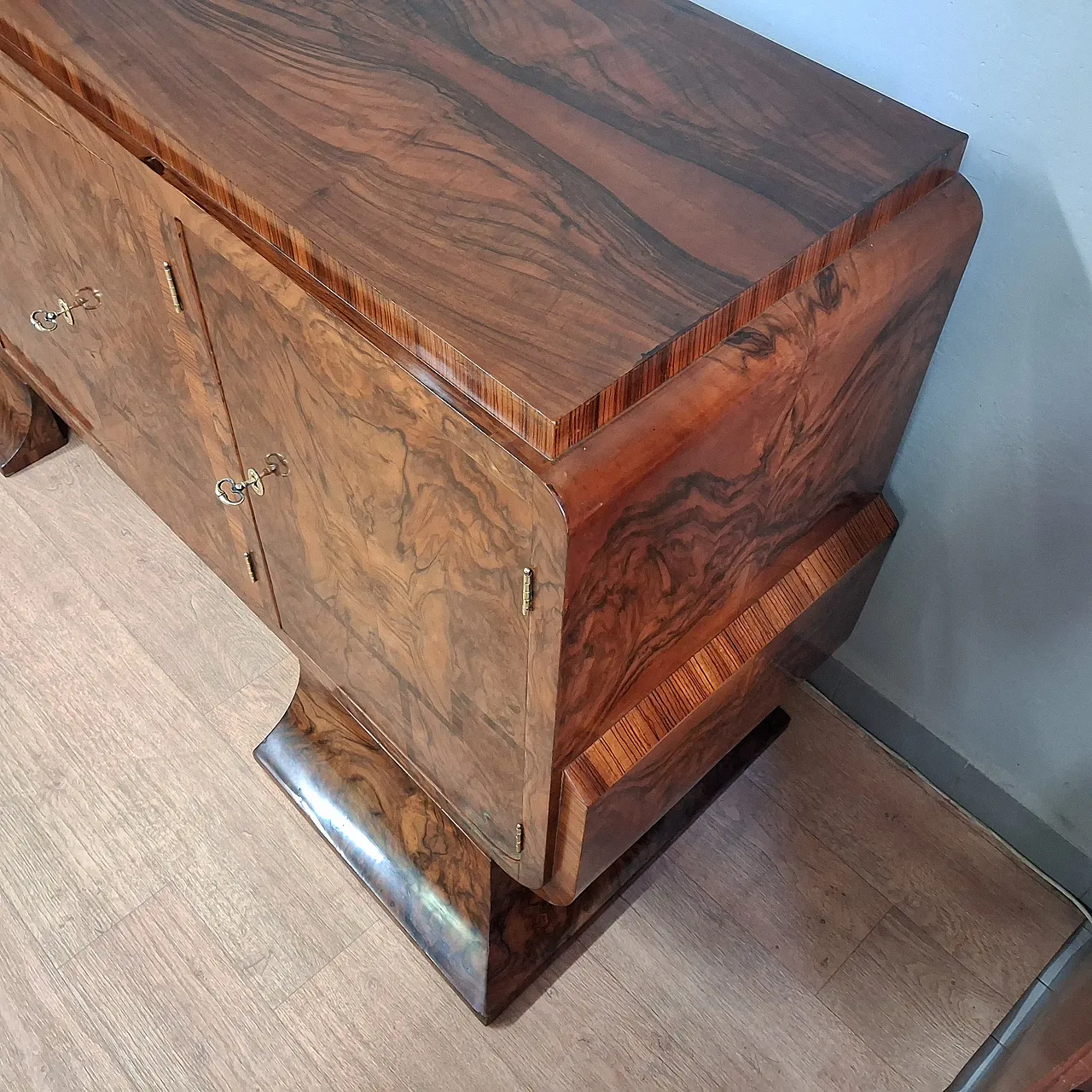 Beautiful Art Deco sideboard in walnut and briar root, original from 1930-40 12