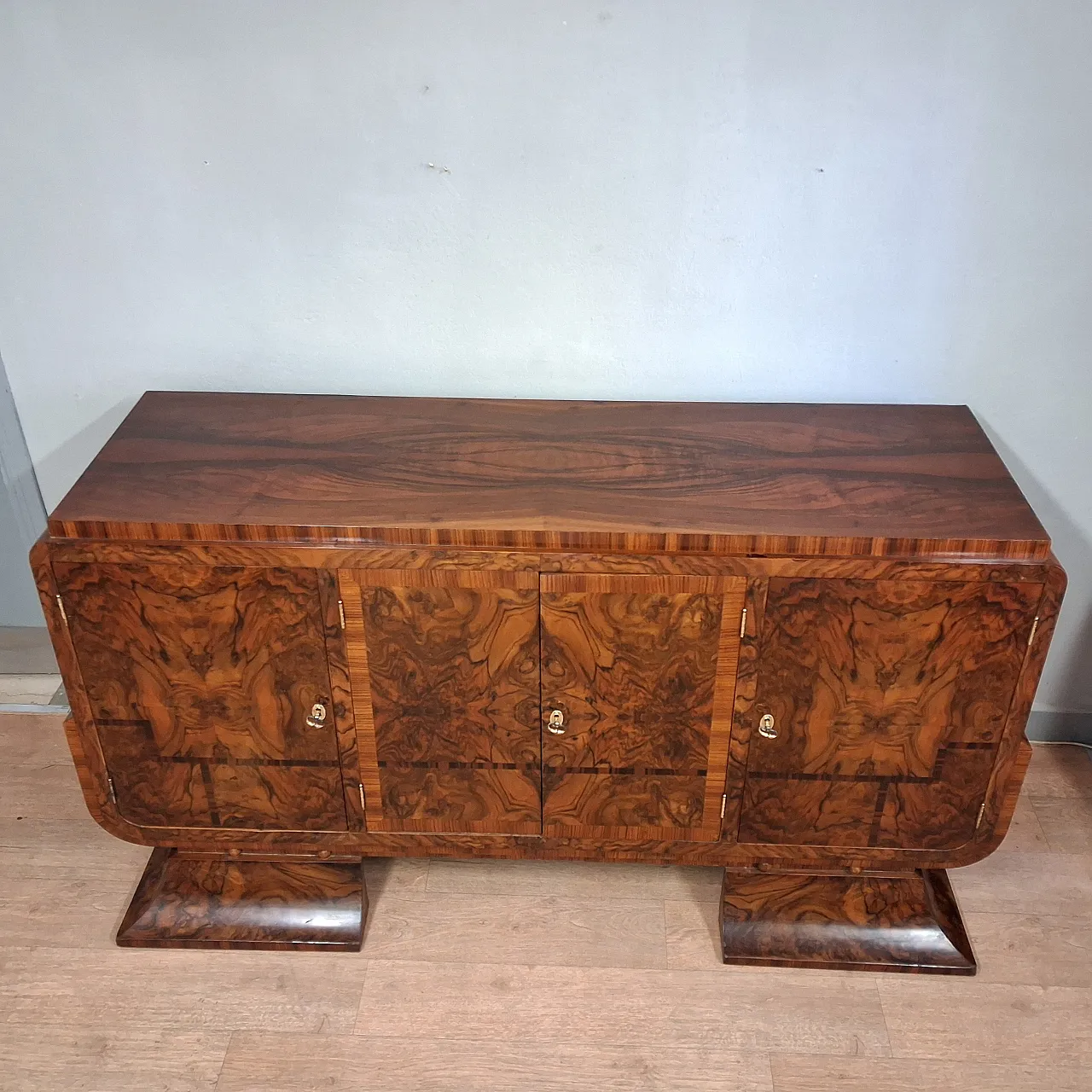Beautiful Art Deco sideboard in walnut and briar root, original from 1930-40 13