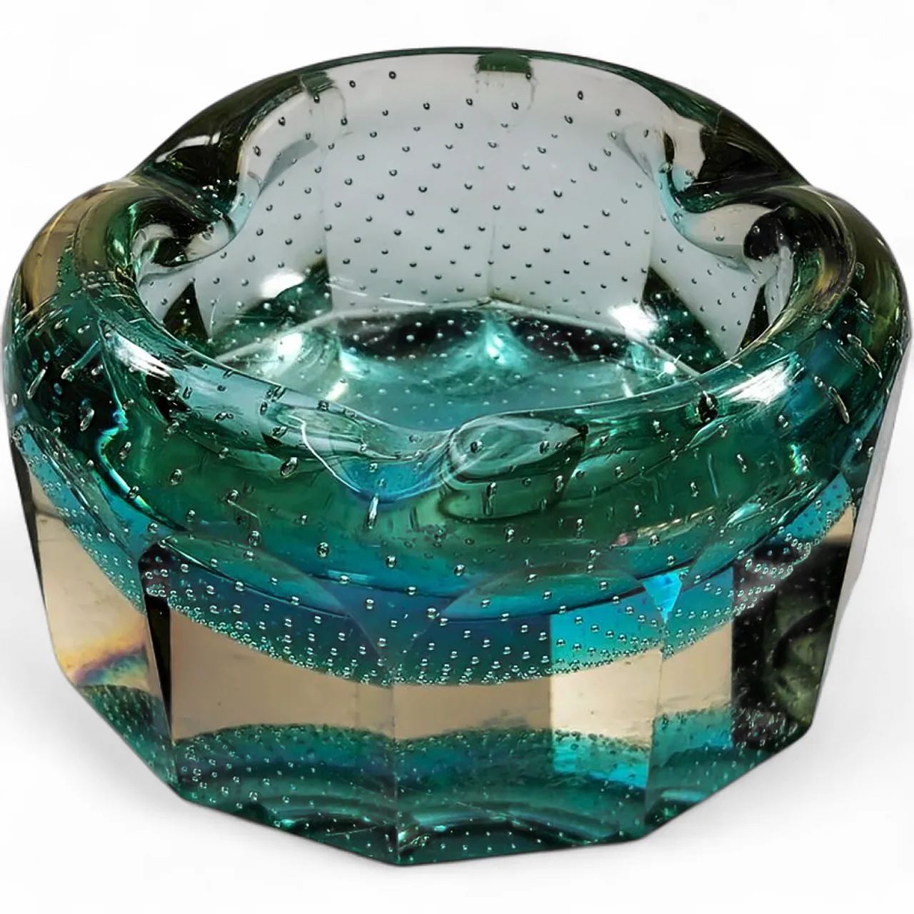 Multifaceted ashtray in Murano glass with air bubbles, 1960s 4