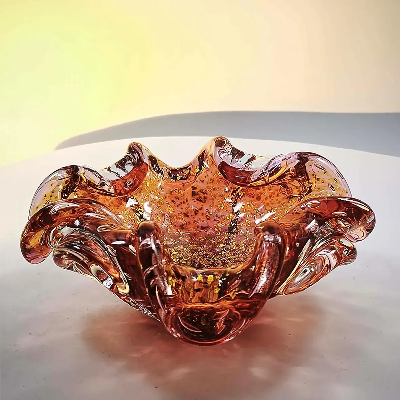 Ashtray in Murano glass with gold finishes, 1950s 2