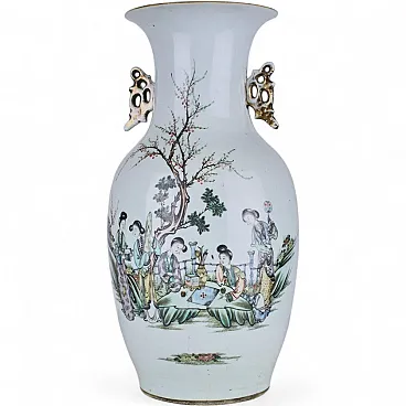 Antique Chinese Vase, 20th century