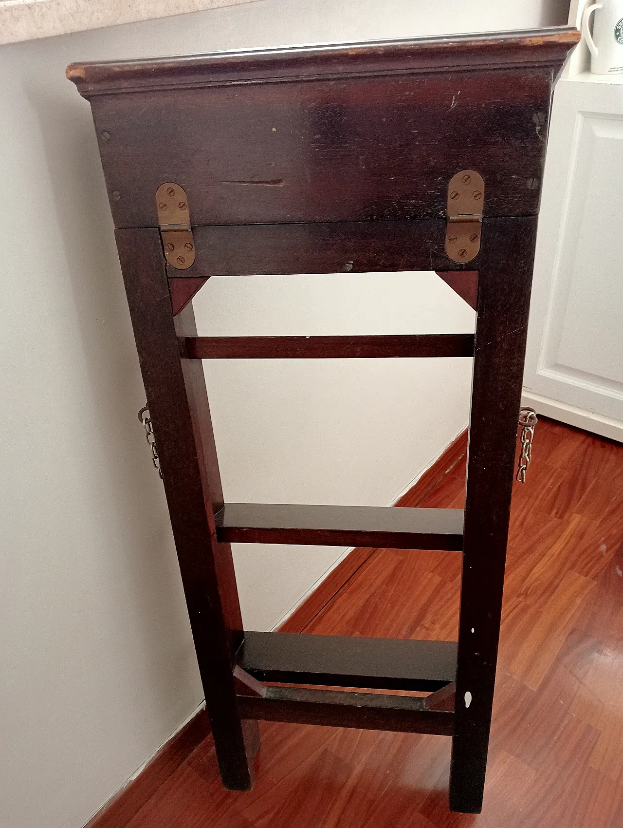 Mahogany Folding Library Ladder Victorian Style, 90s 13