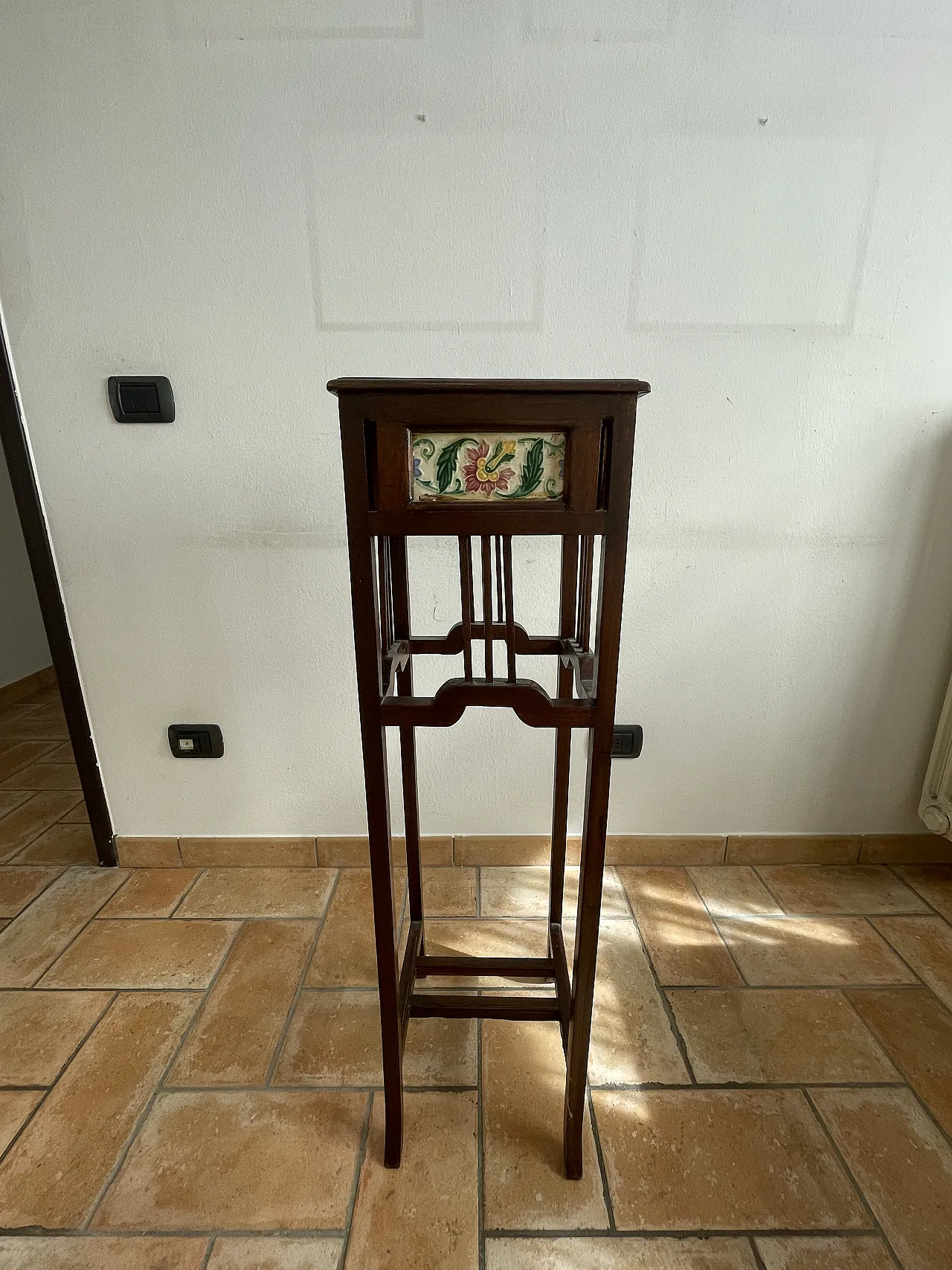Wooden and ceramic flowerpot stands, 30s 1