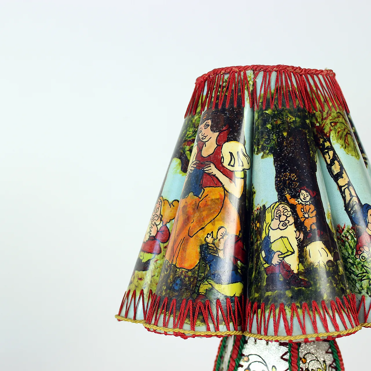 Mid Century Snow White And Seven Dwarfs Children’s Table Lamp, 50s 4