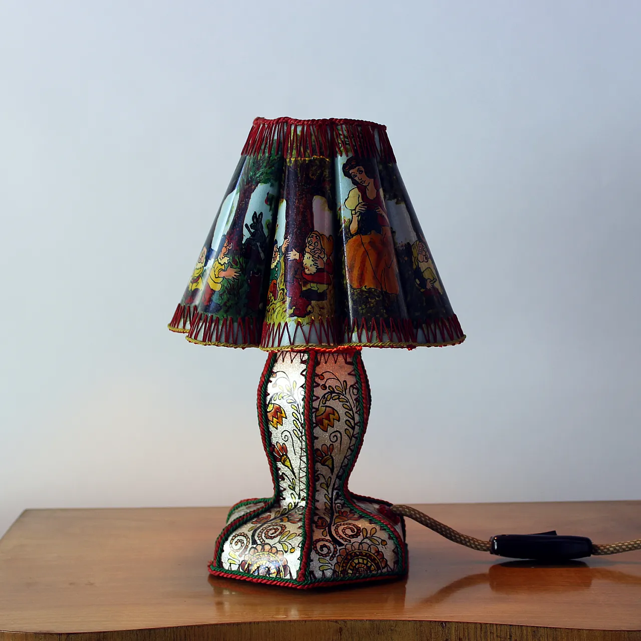 Mid Century Snow White And Seven Dwarfs Children’s Table Lamp, 50s 13