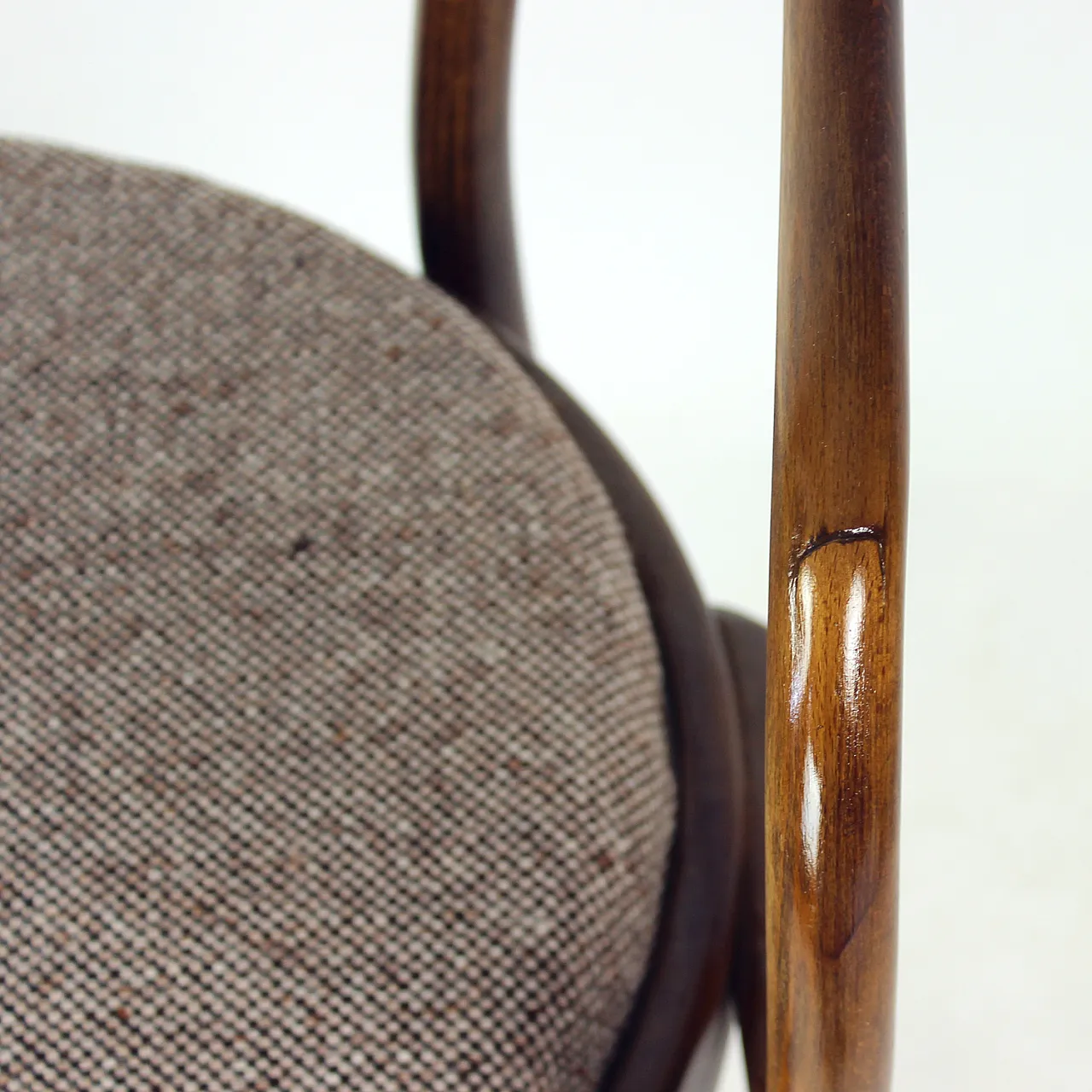August Thonet No. 30 Bentwood Armchair For Ton, 50s 7