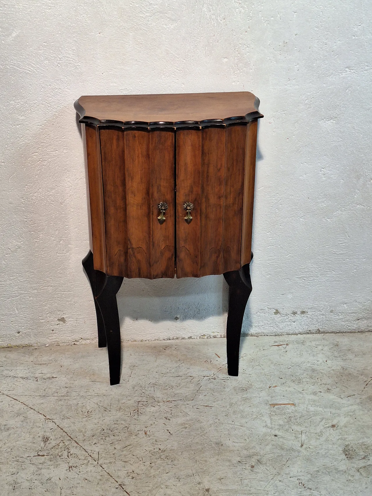 Mobiletto contenitore/mobile bar in pieno stile Art Decò 21