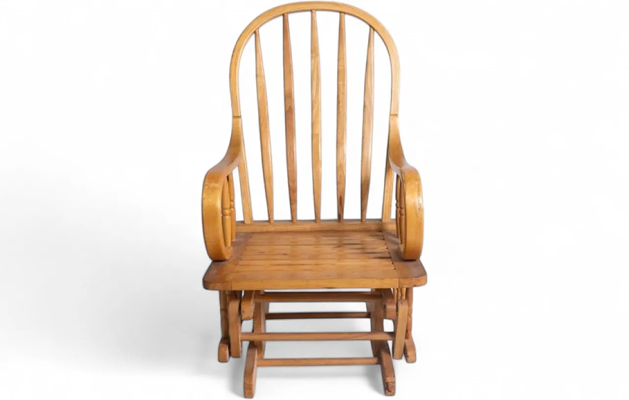 Rocking chair in wood with smooth motion and design, 1970s 8