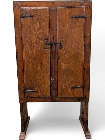 Two-door chestnut wood cabinet, late 17th century