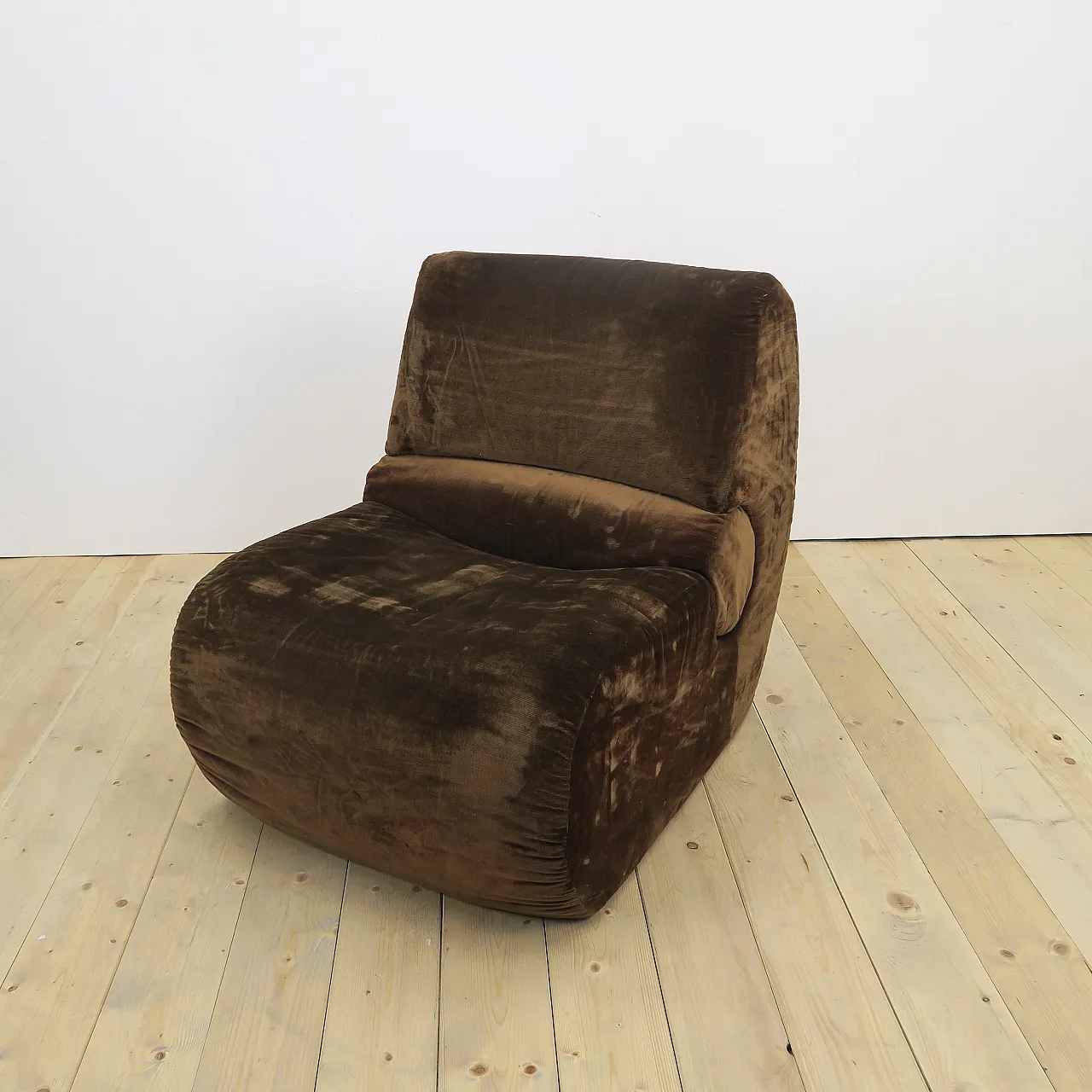 Brown velvet lounge chair, 1970s 3